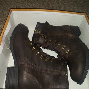 Womens boots